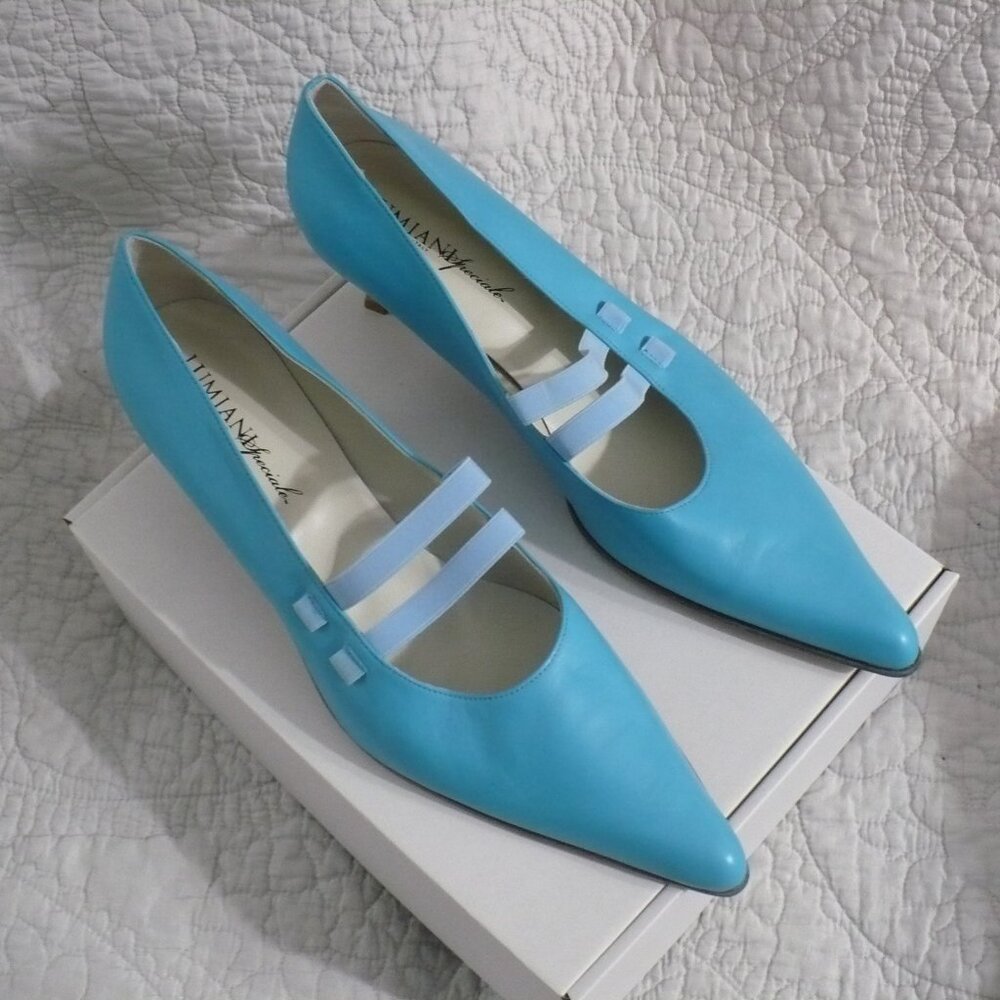 NEW WITHOUT BOX- Lumiani Especiale Italian Leather Pointy Toe Pumps with Strap